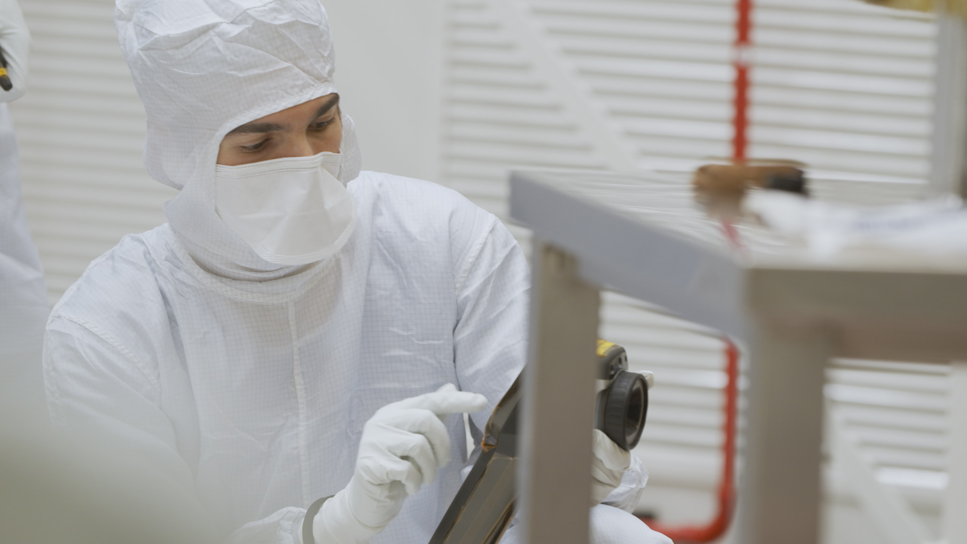 interno_clean_room.00_20_03_02.Immagine033