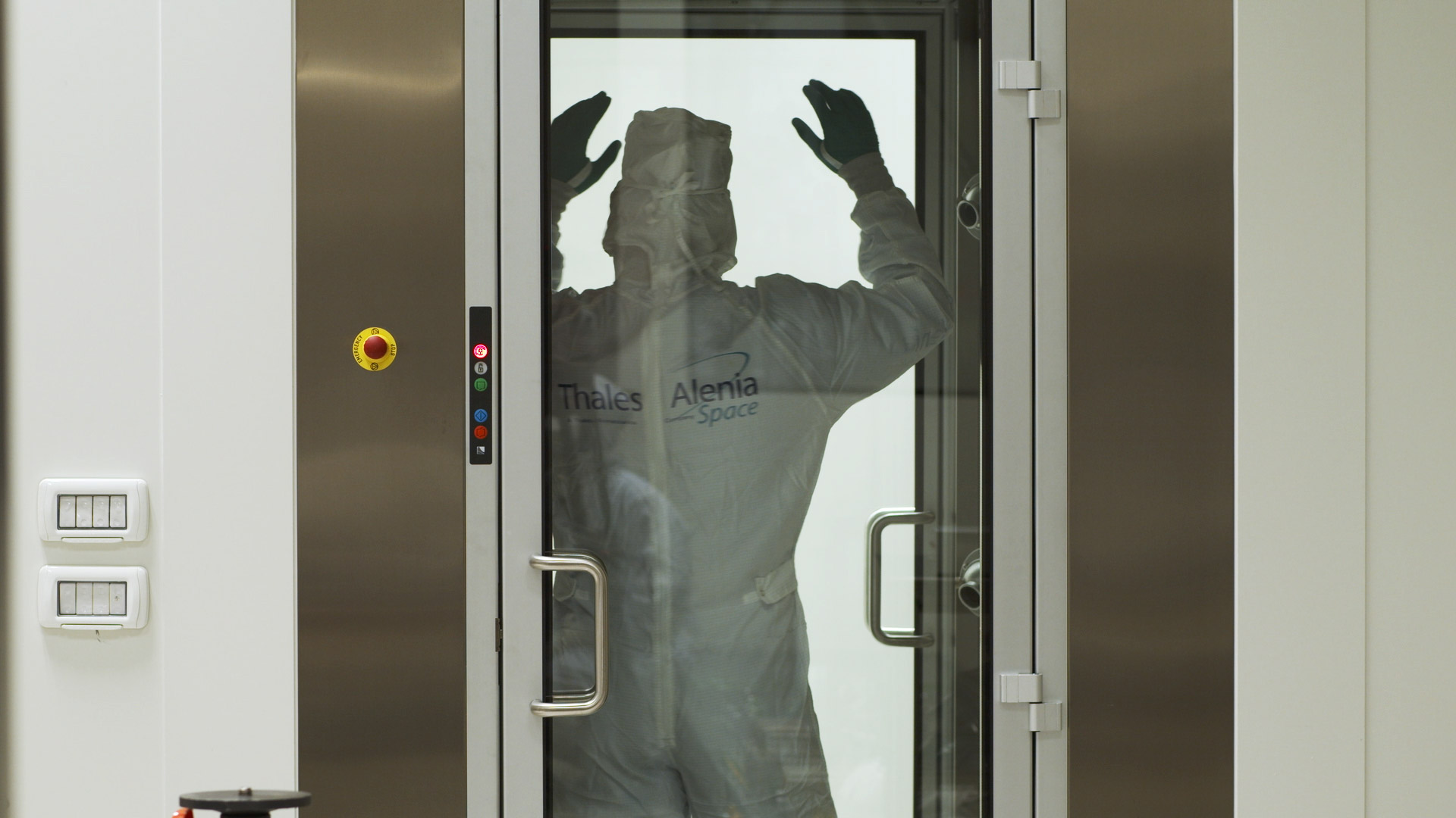 tasi_clean_room_exomars_00024
