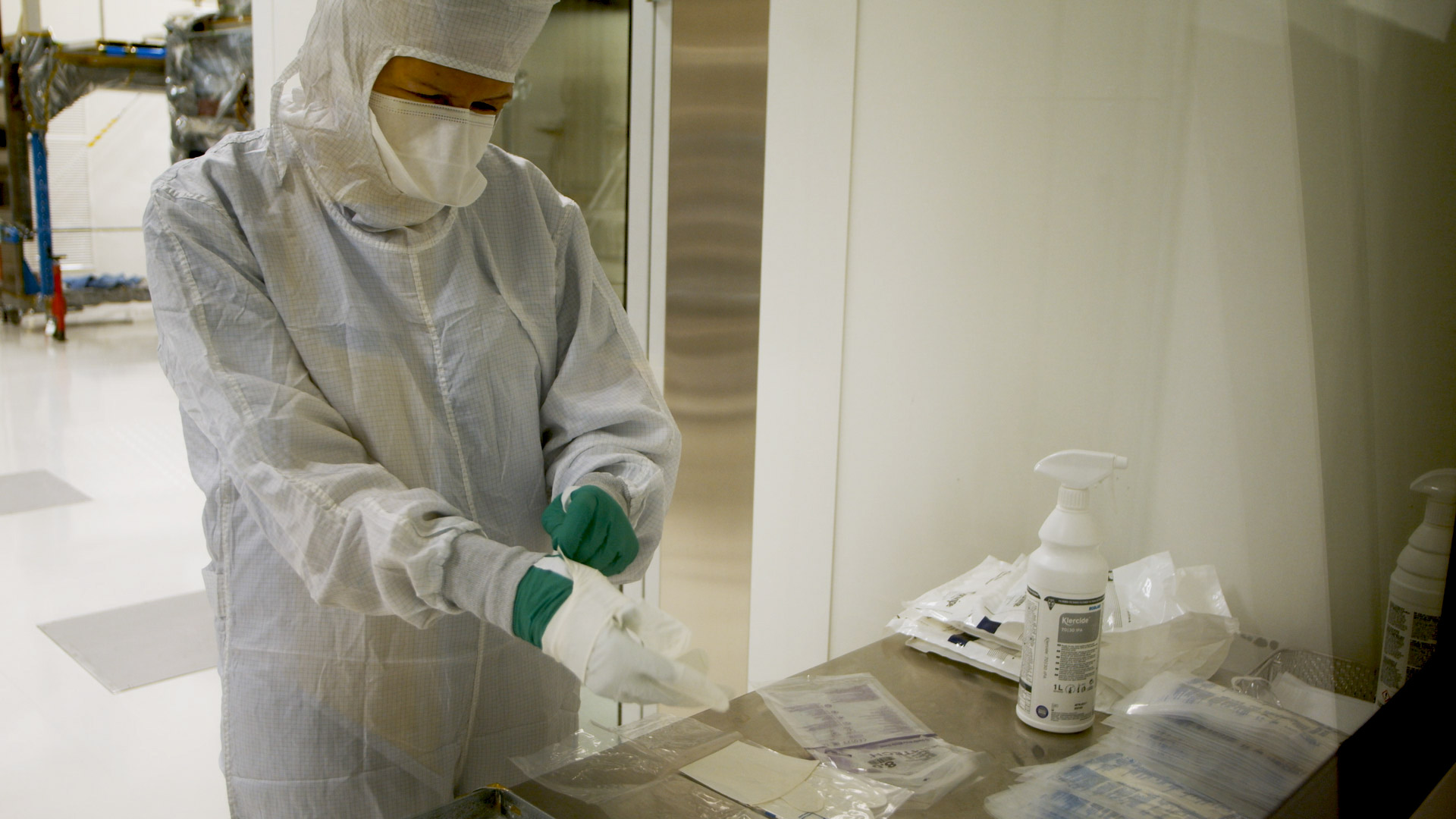 tasi_clean_room_exomars_00027